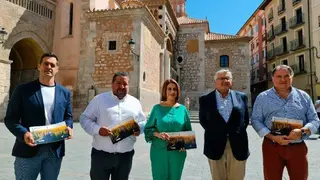 En estos momentos se est&aacute; ultimando la elecci&oacute;n de la parcela en Platea donde se construir&aacute; la planta, que ocupar&iacute;a unos 15.000 metros cuadrados