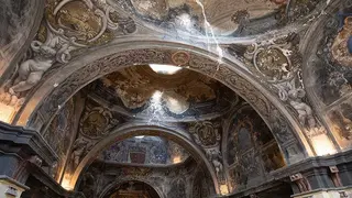 Las obras eliminar&aacute;n las humedades y restaurar&aacute;n los frescos. Foto: Laura Trives