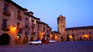Imagen nocturna de A&iacute;nsa