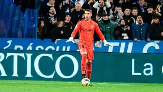 Rebollo, con el bal&oacute;n en La Romareda