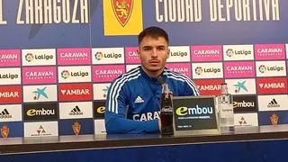 Llu&iacute;s L&oacute;pez en sala de prensa