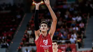 Aday mara lanza en su debut en la ACB