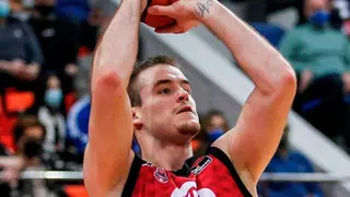 Radoncic se dispone a lanzar a canasta