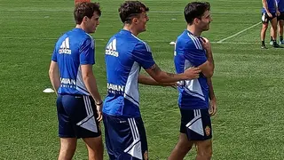 Francho, Alejandro Franc&eacute;s y Puche en el entrenamiento del Real Zaragoza