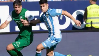 El Huesca realiz&oacute; un gran sistema defensivo que no dej&oacute; a la delantera del M&aacute;laga encontrar el gol. Fotograf&iacute;a: SD Huesca.