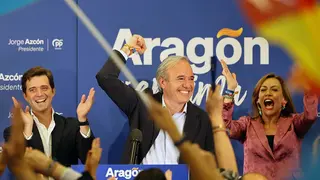 Azc&oacute;n ha celebrado la victoria en el hotel Reina Petronila