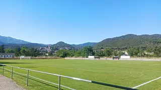 El campo en el que entrena el Real Zaragoza durante su estancia de Bolta&ntilde;a. Fotograf&iacute;a: Ayuntamiento de Bolta&ntilde;a.