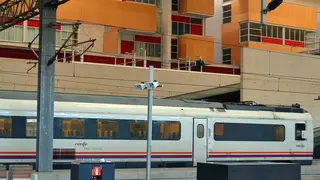 A partir de este 15 de junio, Renfe pondr&aacute; a la venta los billetes para que los j&oacute;venes espa&ntilde;oles.