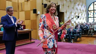 Natalia Chueca en el momento de ser investida alcaldesa de Zaragoza