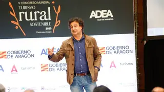 El chef del restaurante El Boh&iacute;o, Pepe Rodr&iacute;guez, ha clausurado Comtur