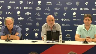 De izquierda a derecha: 'Pet&oacute;n', Fernando Callizo y Josete Ortas.