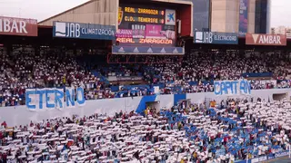 Los aficionados blanquillos siguen cumpliendo a&ntilde;o tras a&ntilde;o y conf&iacute;an en que este sea el del ascenso. Fotograf&iacute;a: Laura Trives.
