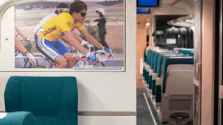 Siete ciclistas espa&ntilde;oles han conseguido alzarse con el maillot amarillo del Tour de Francia a lo largo de la historia de la competici&oacute;n