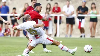 El Huesca cae por un gol a cero ante Osasuna en el primer amistoso