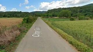 El veh&iacute;culo volc&oacute; en la carretera de Margudgued