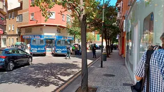El autor de los hechos se ha dado a la fuga y la Polic&iacute;a Nacional lo est&aacute; buscando 