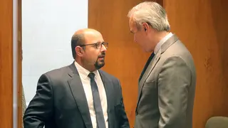 Azc&oacute;n ha avanzado que su objetivo es que despu&eacute;s de haber firmado este acuerdo program&aacute;tico puedan contar con ellos dentro del Gobierno de Arag&oacute;n