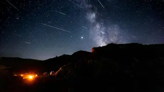 Las perseidas se ver&aacute;n esta noche. Foto generada con IA