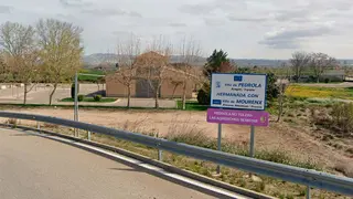 Tres habitantes de la localidad han tenido que ser evacuados este domingo despu&eacute;s de permanecer desde el s&aacute;bado atrapados en su vivienda