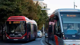 Huelga bus Avanza Zaragoza Pilares paros parciales desconvocados