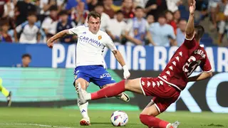 El Real Zaragoza afronta su compromiso el s&aacute;bado a las 18.30 horas y el Huesca, en el mismo horario, el domingo ante el Eibar. Fotograf&iacute;a: LaLiga.