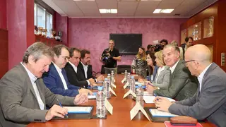 El Grupo de Trabajo para impulsar la nueva Romareda se ha reunido en la sede de la Federaci&oacute;n Aragonesa de F&uacute;tbol