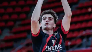 El jugador ha disputado cuatro jornadas con Anag&aacute;n-El Olivar de Liga EBA. Fotograf&iacute;a: Casademont Zaragoza.
