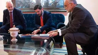 El Justicia ha mantenido una reuni&oacute;n con Alejandro Nolasco y el director general de Despoblaci&oacute;n. Foto: Gobierno de Arag&oacute;n