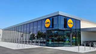 Lidl ya cuenta con una red de 15 tiendas &ndash;nueve en Zaragoza, cuatro en Huesca y dos en Teruel&ndash; y una plantilla de m&aacute;s de 320 personas