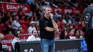 Porfirio Fisac quiere que su equipo siga creciendo. Fotograf&iacute;a: Casademont Zaragoza.