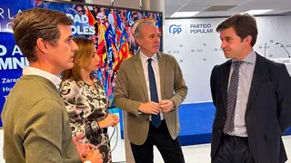 Azc&oacute;n ha condenado de forma expl&iacute;cita la violencia minutos despu&eacute;s de que lo hiciera D&iacute;az Ayuso e incluso antes que Feij&oacute;o. Foto: PP Arag&oacute;n