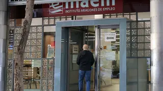 Las cuentas de 2024 incluyen una primera inyecci&oacute;n de un mill&oacute;n de euros para la modernizaci&oacute;n del Inaem, incorporando herramientas de Inteligencia Artificial para sacar el m&aacute;ximo r&eacute;dito a sus recursos