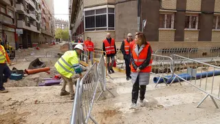La alcaldesa de Zaragoza, Natalia Chueca, visita las obras de la calle Belchite