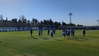 Jugadores entrenando en la ciudad Deportiva