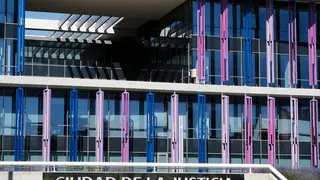 Un juzgado de Zaragoza ha condenado a la aerol&iacute;nea alemana Lufthansa a pagar a un pasajero 440 euros por perderle el equipaje durante once d&iacute;as.