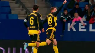 Manu Vallejo celebra el empate contra el Espanyol