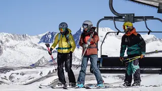 El pistoletazo de salida a la temporada de esqu&iacute; 2023-2024 en el Pirineo aragon&eacute;s ha dado comienzo este s&aacute;bado.