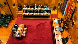 Sal&oacute;n de Plenos del Ayuntamiento de Zaragoza