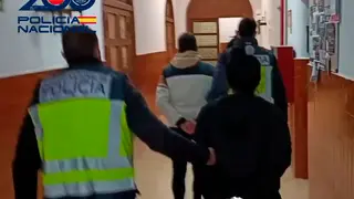 Detenidos cuatro atracadores muy activos en el barrio de Las Fuentes.