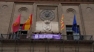 pancarta-ayto-8m