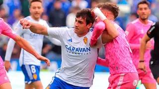 Iv&aacute;n Az&oacute;n volvi&oacute; a marcar ante el Tenerife. Foto: LaLiga Hypermotion.