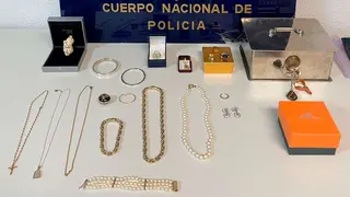 Detenida por robar casi 80.000 euros a la anciana que cuidaba durante a&ntilde;o y medio