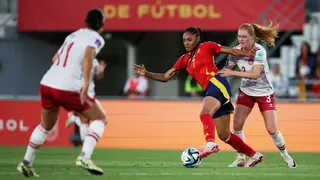 Salma Paralluelo vuelve con la selecci&oacute;n. Foto: @SEFutbolFem.