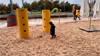 rio-y-juego-botas