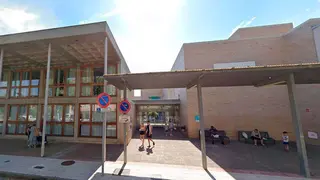 A los cuatro facultativos se les ha ofrecido contactos para poder &ldquo;alquilar viviendas&rdquo; en la localidad