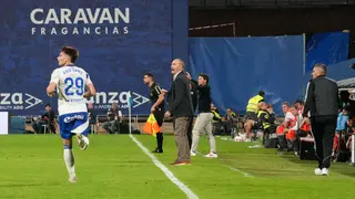 El t&eacute;cnico zaragozano ha puesto a punto al Real Zaragoza antes de jugar frente al Eldense. Foto: Pilar &Aacute;lvarez