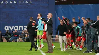 El Real Zaragoza analiza los matices de la elecci&oacute;n de su entrenador. Foto: Pilar &Aacute;lvarez