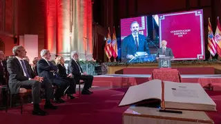 Azc&oacute;n durante la clausura del acto. Foto: DGA