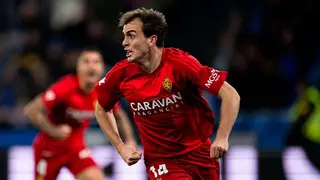 Francho Serrano se encontraba cerca de renovar con el Real Zaragoza en febrero, seg&uacute;n se&ntilde;al&oacute; Cordero. Foto: LaLiga