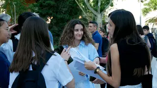 Alumnas antes del inicio de la PAU 2024. Foto: Archivo